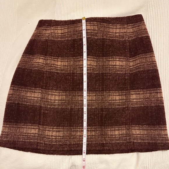 Uniqlo Plaid Skirt - Picture 3 of 5